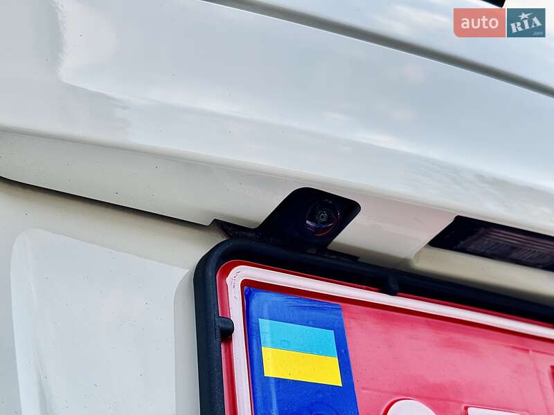 Внедорожник / Кроссовер Nissan Qashqai 2012 в Стрые