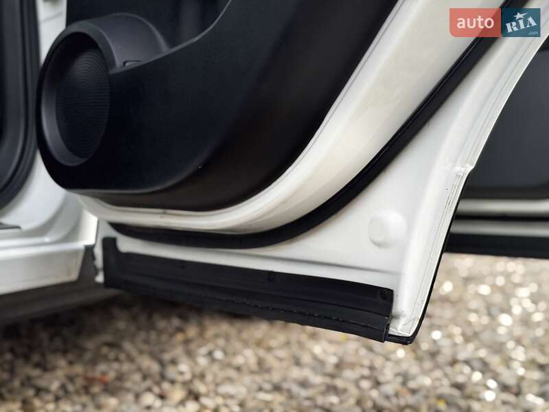 Внедорожник / Кроссовер Nissan Qashqai 2012 в Стрые