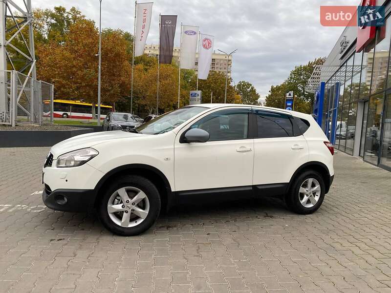 Позашляховик / Кросовер Nissan Qashqai 2011 в Одесі