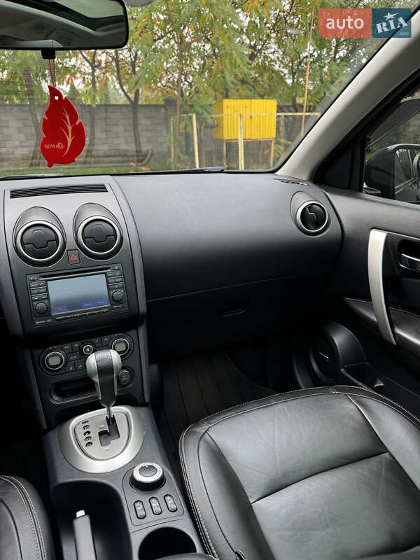 Внедорожник / Кроссовер Nissan Qashqai 2010 в Ровно