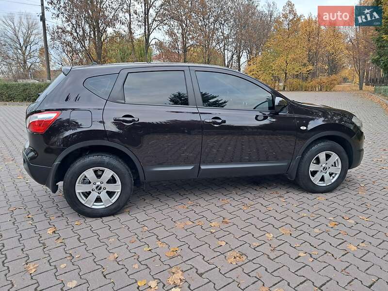 Внедорожник / Кроссовер Nissan Qashqai 2012 в Миргороде фото 98 Внедорожник / Кроссовер Nissan Qashqai 2012 в Миргороде