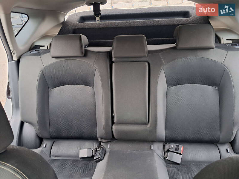 Внедорожник / Кроссовер Nissan Qashqai 2011 в Кривом Роге фото 11 Внедорожник / Кроссовер Nissan Qashqai 2011 в Кривом Роге