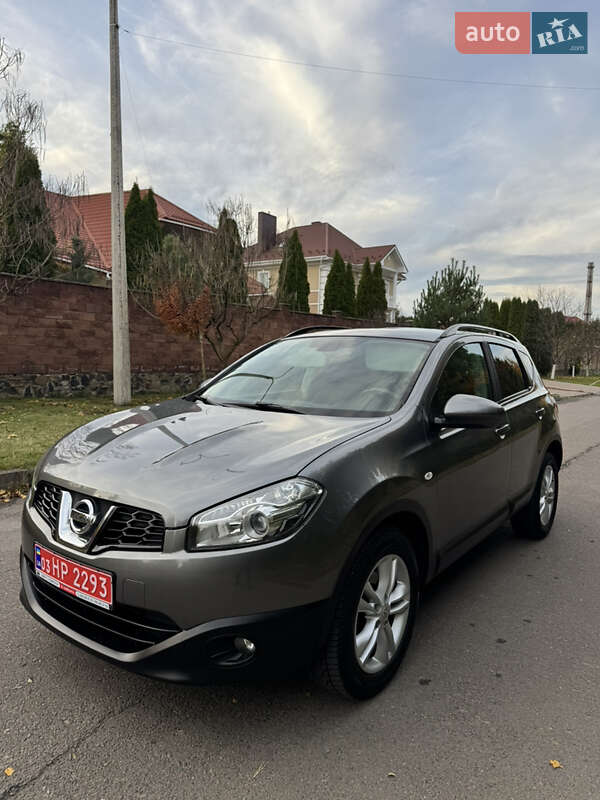 Внедорожник / Кроссовер Nissan Qashqai 2012 в Ровно