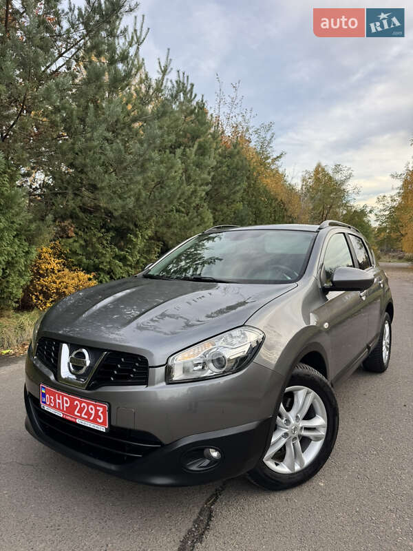 Внедорожник / Кроссовер Nissan Qashqai 2012 в Ровно