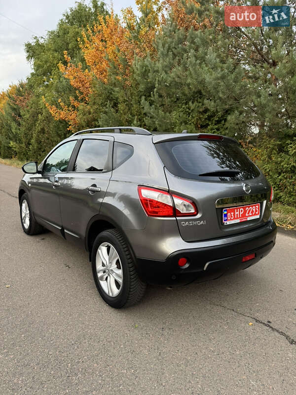 Внедорожник / Кроссовер Nissan Qashqai 2012 в Ровно