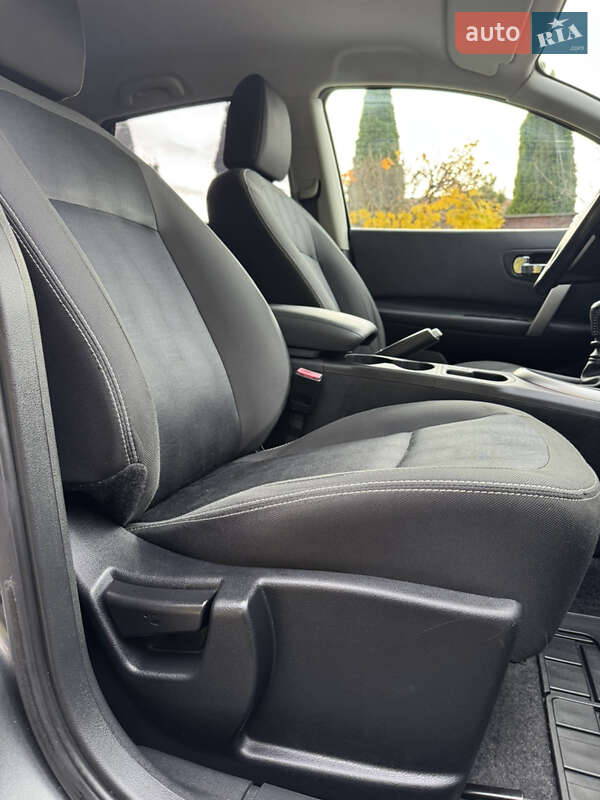 Внедорожник / Кроссовер Nissan Qashqai 2012 в Ровно