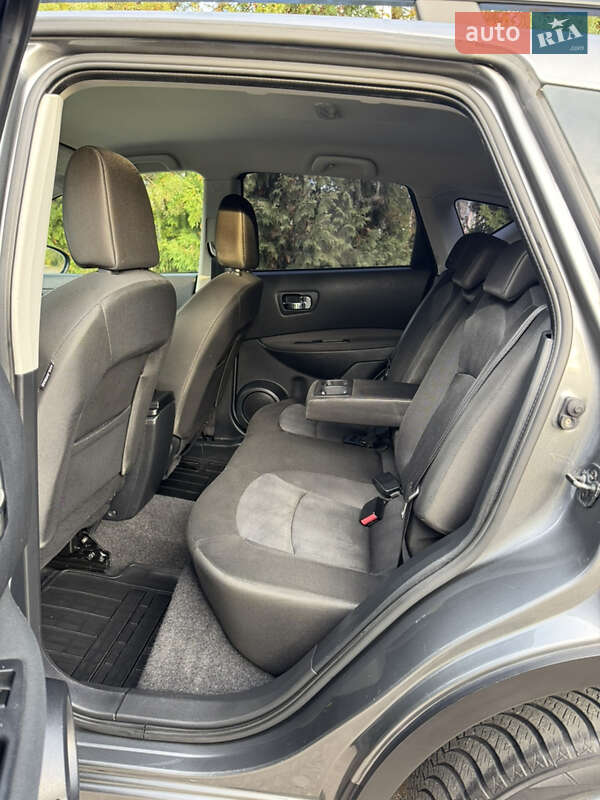 Внедорожник / Кроссовер Nissan Qashqai 2012 в Ровно