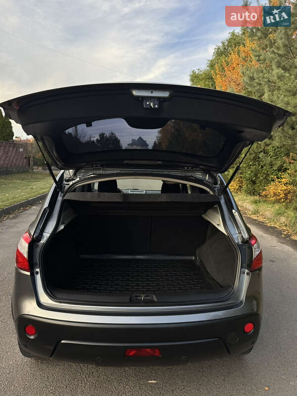 Внедорожник / Кроссовер Nissan Qashqai 2012 в Ровно