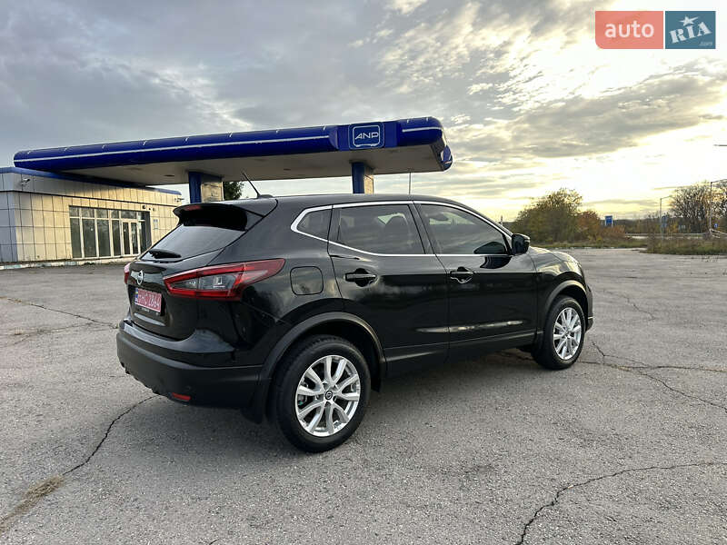 Позашляховик / Кросовер Nissan Qashqai 2021 в Бродах