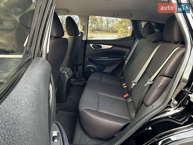 Позашляховик / Кросовер Nissan Qashqai 2021 в Бродах