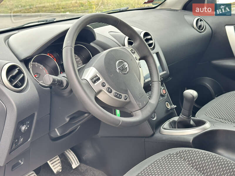 Внедорожник / Кроссовер Nissan Qashqai 2010 в Виннице