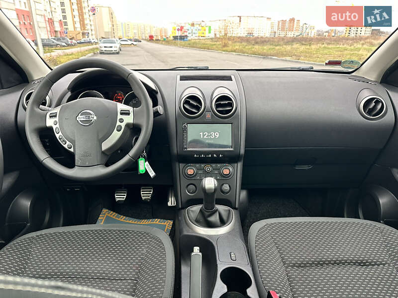 Внедорожник / Кроссовер Nissan Qashqai 2010 в Виннице