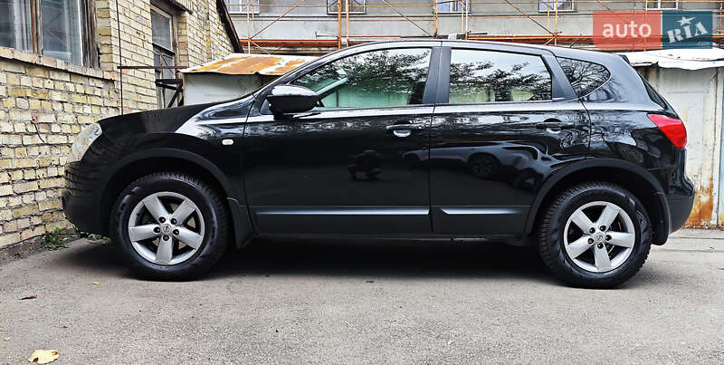 Позашляховик / Кросовер Nissan Qashqai 2007 в Києві