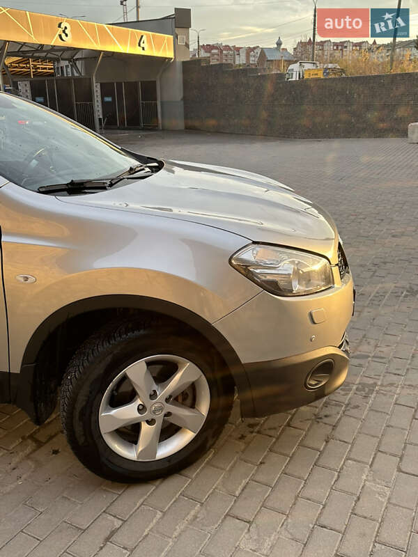 Внедорожник / Кроссовер Nissan Qashqai 2011 в Тернополе фото 5 Внедорожник / Кроссовер Nissan Qashqai 2011 в Тернополе