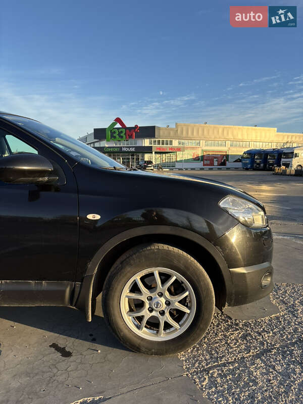 Внедорожник / Кроссовер Nissan Qashqai 2011 в Первомайске