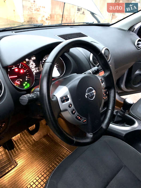Внедорожник / Кроссовер Nissan Qashqai 2011 в Коростене фото 79 Внедорожник / Кроссовер Nissan Qashqai 2011 в Коростене