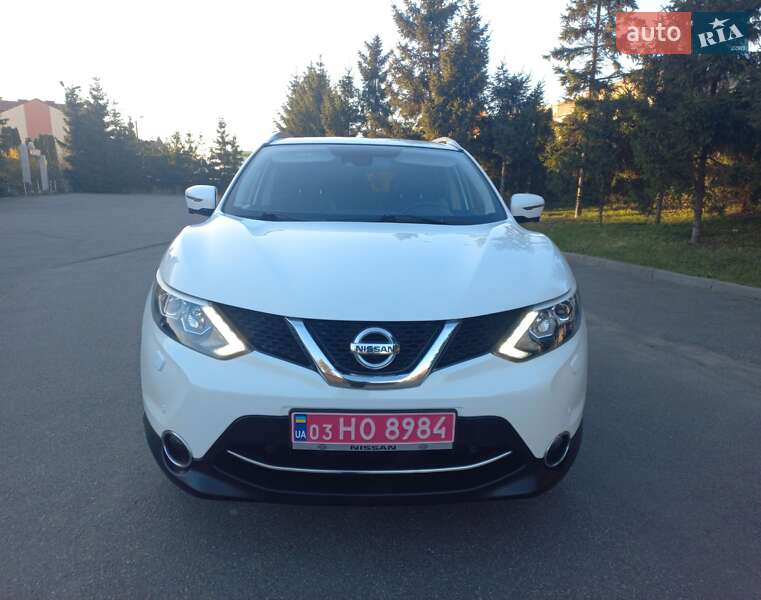 Позашляховик / Кросовер Nissan Qashqai 2015 в Тернополі фото 3 Позашляховик / Кросовер Nissan Qashqai 2015 в Тернополі