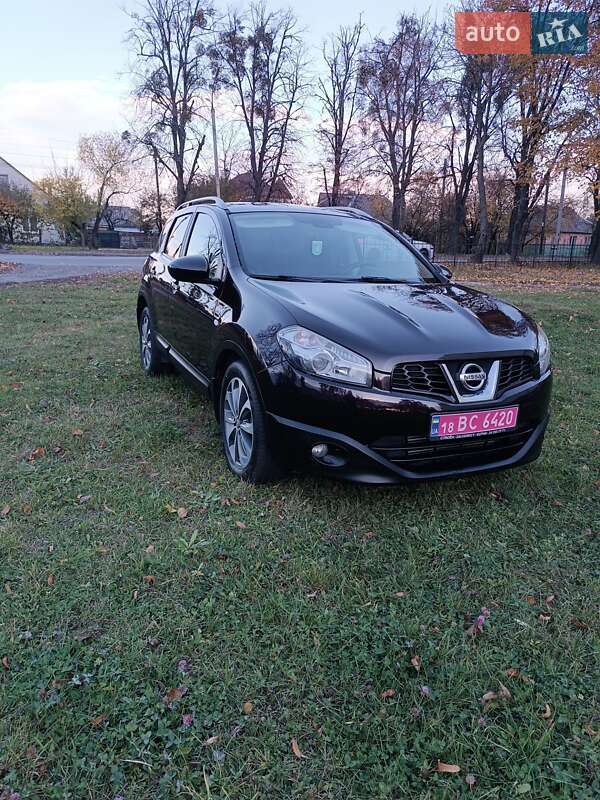 Позашляховик / Кросовер Nissan Qashqai 2010 в Вінниці