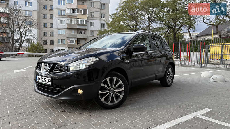 Внедорожник / Кроссовер Nissan Qashqai 2013 в Фастове