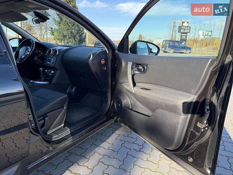 Позашляховик / Кросовер Nissan Qashqai 2011 в Коломиї