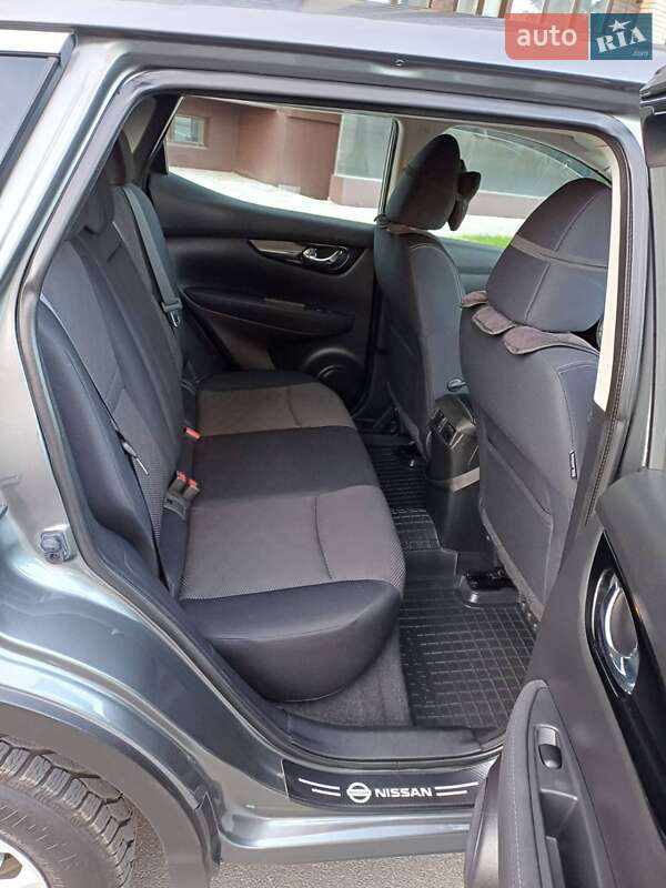 Внедорожник / Кроссовер Nissan Qashqai 2014 в Чернигове