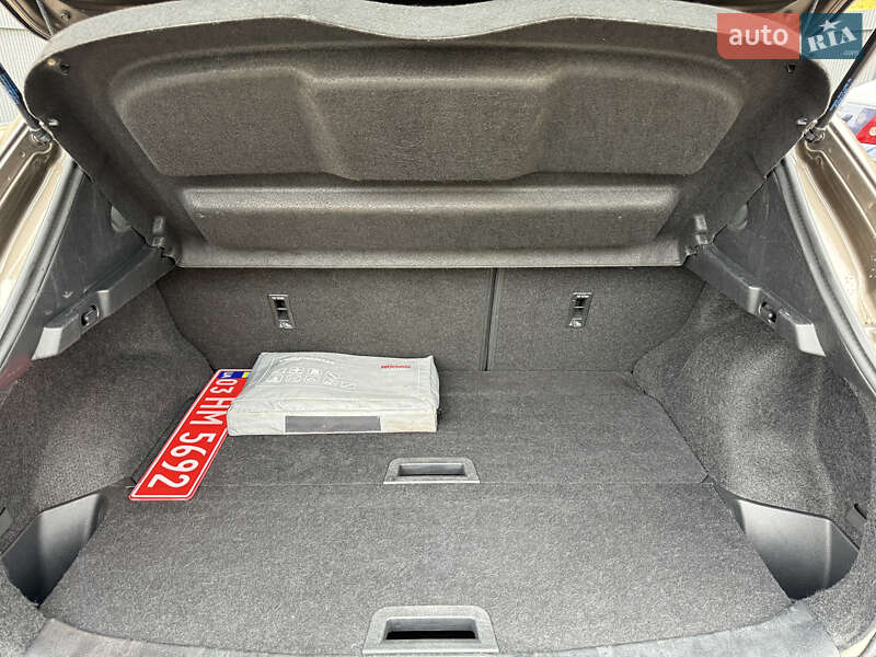 Внедорожник / Кроссовер Nissan Qashqai 2015 в Кременце