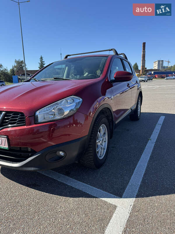 Внедорожник / Кроссовер Nissan Qashqai 2011 в Житомире