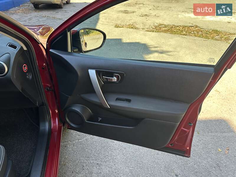 Внедорожник / Кроссовер Nissan Qashqai 2011 в Лебедине фото 54 Внедорожник / Кроссовер Nissan Qashqai 2011 в Лебедине