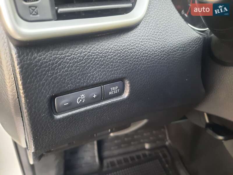 Внедорожник / Кроссовер Nissan Qashqai 2014 в Полтаве