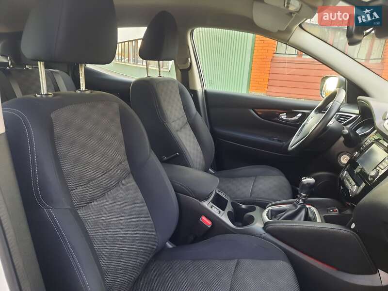 Внедорожник / Кроссовер Nissan Qashqai 2014 в Полтаве