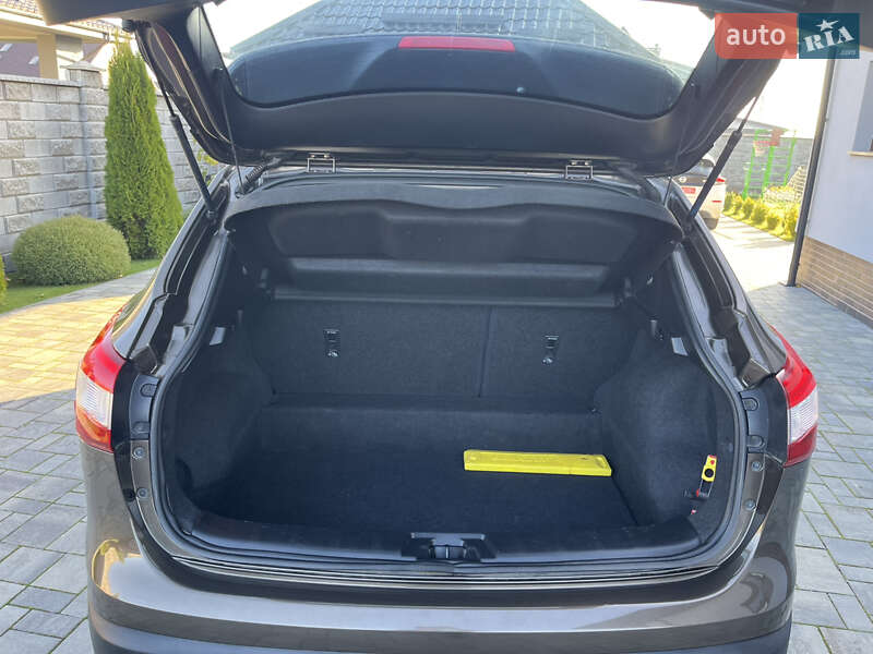 Внедорожник / Кроссовер Nissan Qashqai 2014 в Ровно