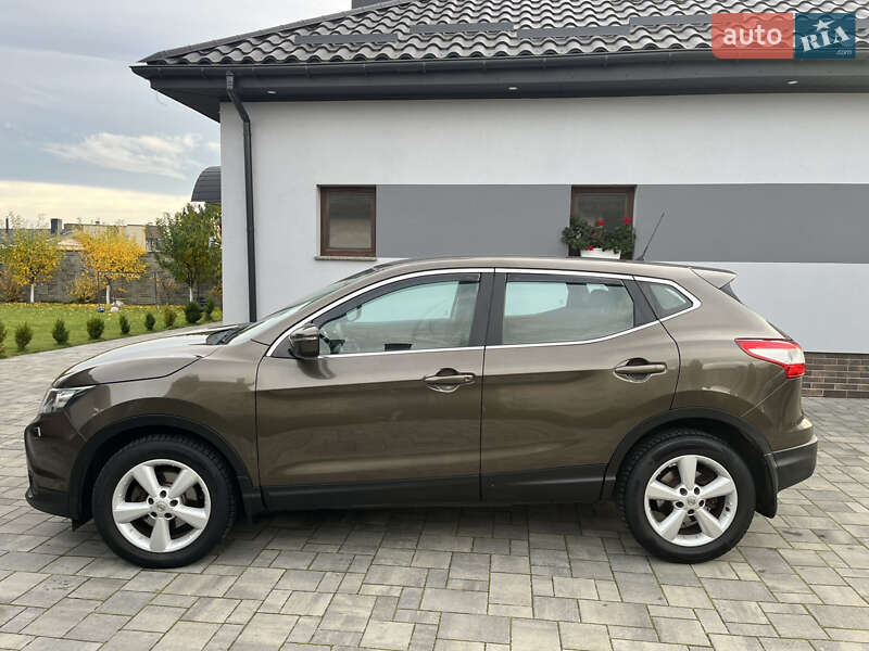 Внедорожник / Кроссовер Nissan Qashqai 2014 в Ровно