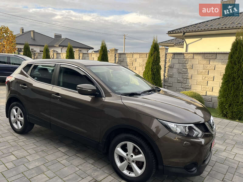 Внедорожник / Кроссовер Nissan Qashqai 2014 в Ровно