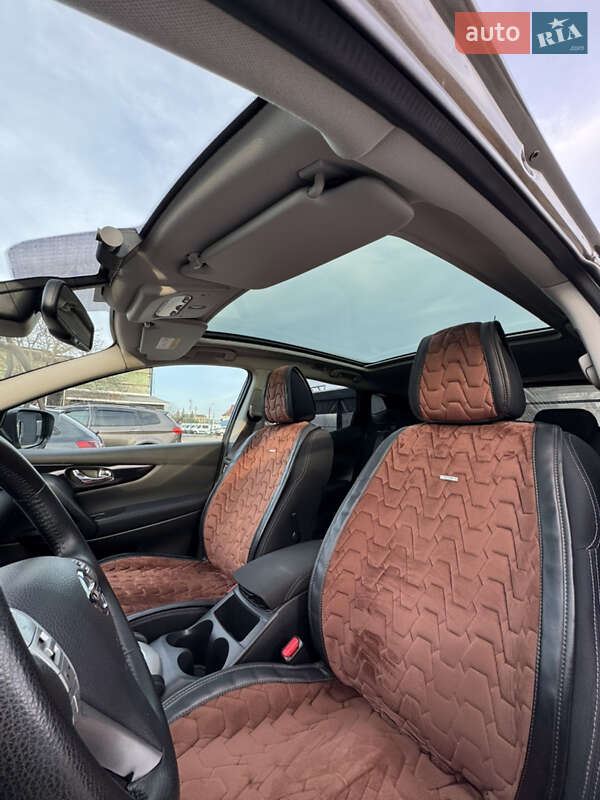 Внедорожник / Кроссовер Nissan Qashqai 2015 в Ивано-Франковске