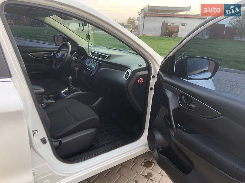 Внедорожник / Кроссовер Nissan Qashqai 2014 в Теофиполе