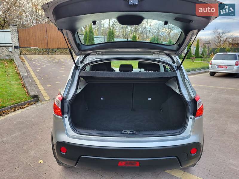 Внедорожник / Кроссовер Nissan Qashqai 2013 в Радивилове