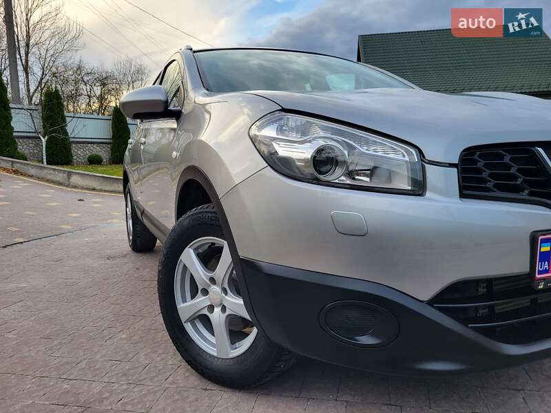 Внедорожник / Кроссовер Nissan Qashqai 2013 в Радивилове