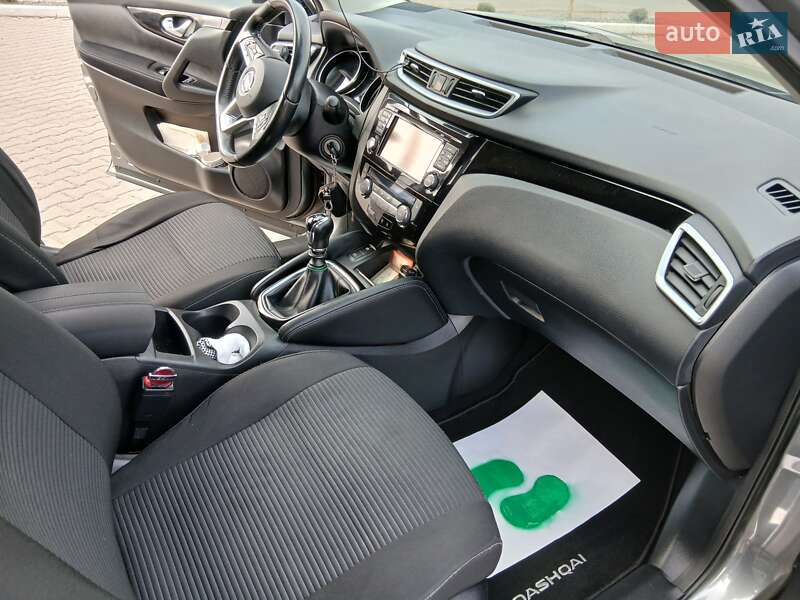 Внедорожник / Кроссовер Nissan Qashqai 2017 в Черновцах фото 21 Внедорожник / Кроссовер Nissan Qashqai 2017 в Черновцах