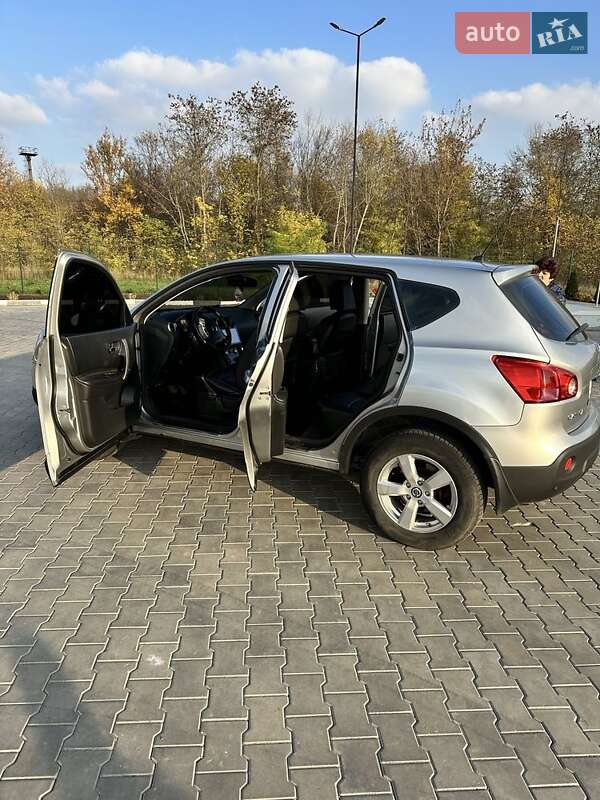 Позашляховик / Кросовер Nissan Qashqai 2008 в Жовтих Водах