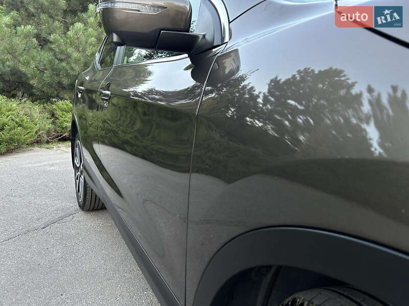 Позашляховик / Кросовер Nissan Qashqai 2015 в Полтаві фото 3 Позашляховик / Кросовер Nissan Qashqai 2015 в Полтаві