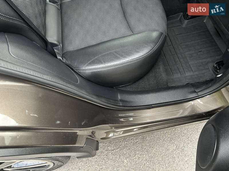 Позашляховик / Кросовер Nissan Qashqai 2015 в Полтаві фото 29 Позашляховик / Кросовер Nissan Qashqai 2015 в Полтаві