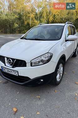 Позашляховик / Кросовер Nissan Qashqai 2011 в Львові
