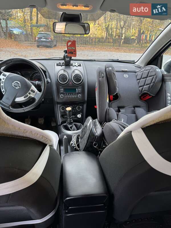 Внедорожник / Кроссовер Nissan Qashqai 2011 в Львове
