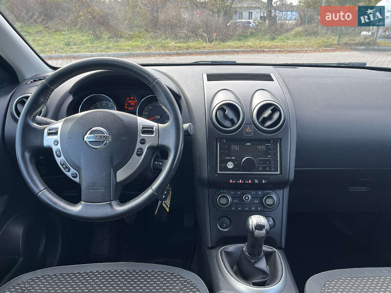 Позашляховик / Кросовер Nissan Qashqai 2009 в Старокостянтинові
