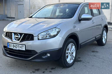 Позашляховик / Кросовер Nissan Qashqai 2011 в Полтаві