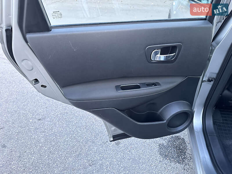 Внедорожник / Кроссовер Nissan Qashqai 2011 в Полтаве