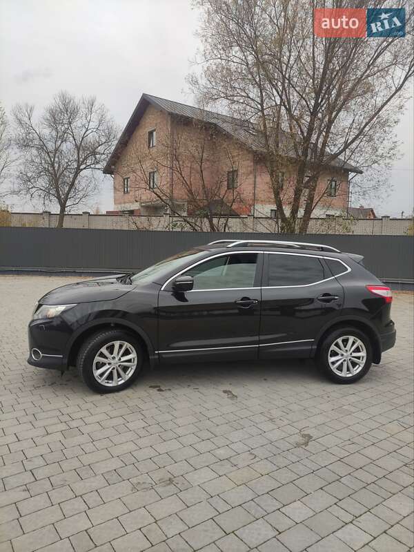 Позашляховик / Кросовер Nissan Qashqai 2014 в Львові фото 7 Позашляховик / Кросовер Nissan Qashqai 2014 в Львові