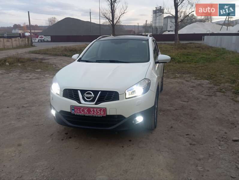 Внедорожник / Кроссовер Nissan Qashqai 2011 в Надворной