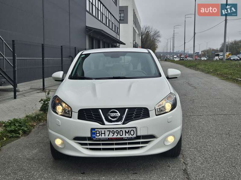 Внедорожник / Кроссовер Nissan Qashqai 2012 в Киеве