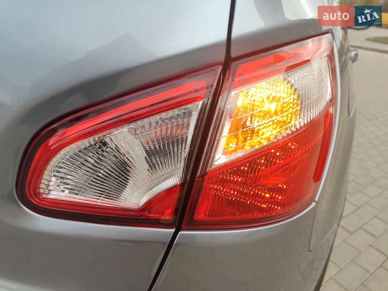Внедорожник / Кроссовер Nissan Qashqai 2012 в Львове фото 23 Внедорожник / Кроссовер Nissan Qashqai 2012 в Львове